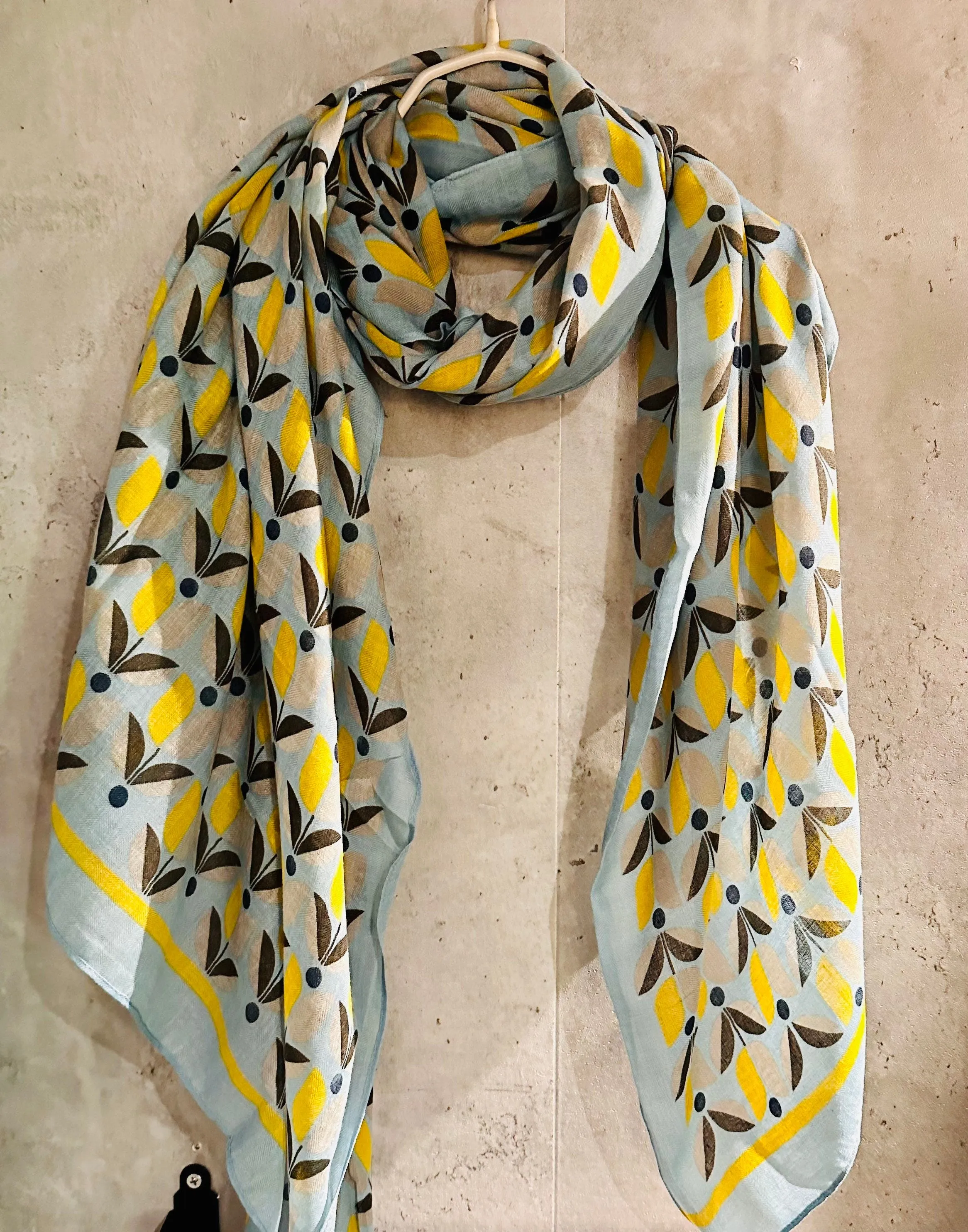 Grey Blue Organic Cotton Scarf with Eco-Friendly Retro Seamless Flowers – A Sustainable Gift for Mom, Ideal for Birthday and Christmas Celebrations