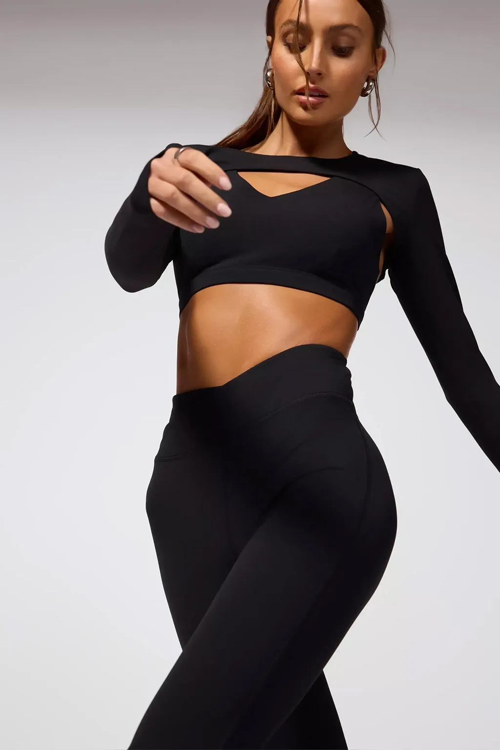 MPG Vital Fitted Long Sleeve Shrug