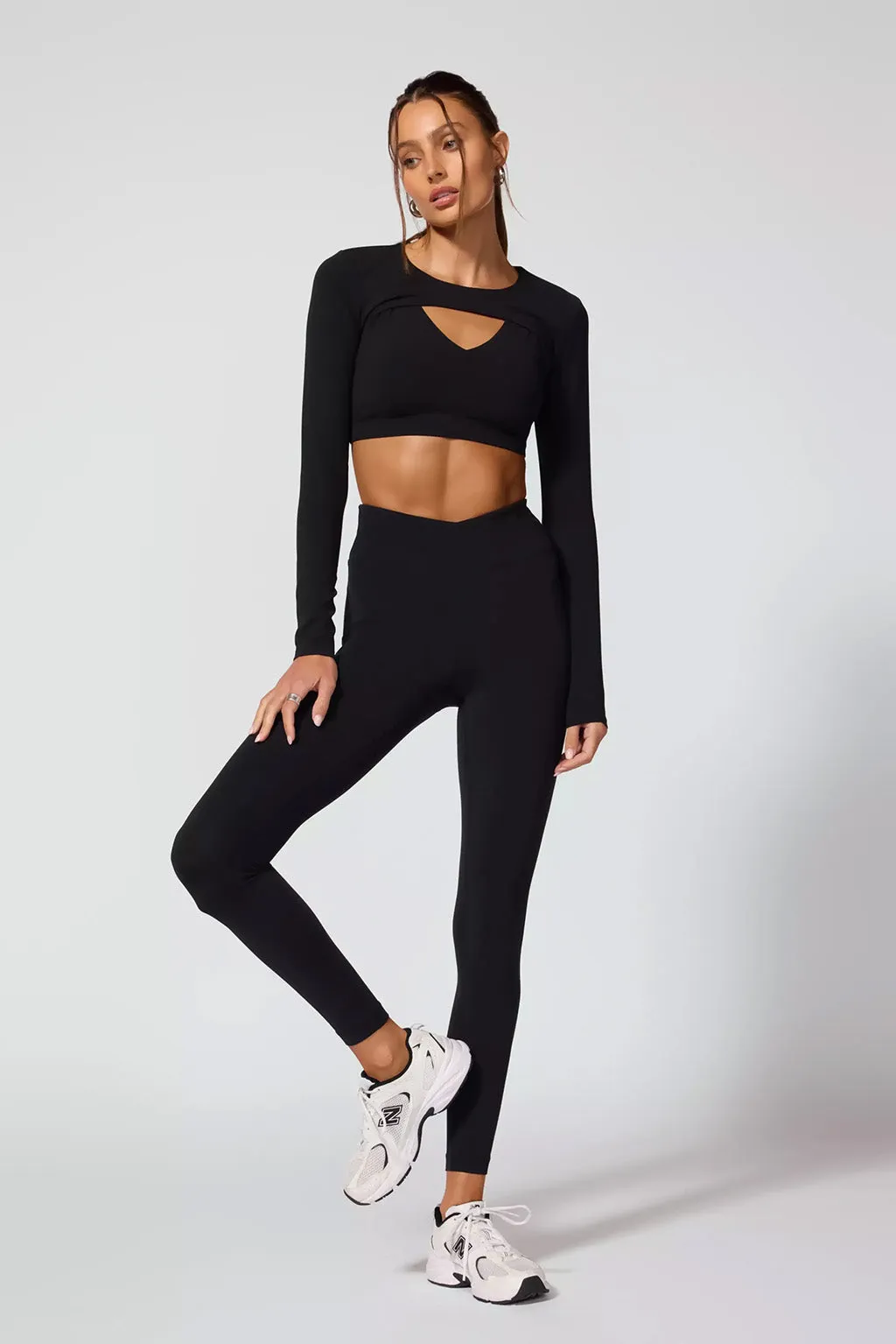 MPG Vital Fitted Long Sleeve Shrug