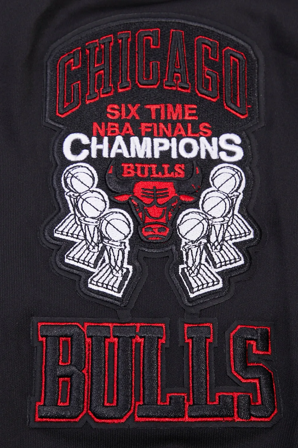 NBA CHICAGO BULLS PRO TEAM MEN'S TRACK JACKET (BLACK/RED)