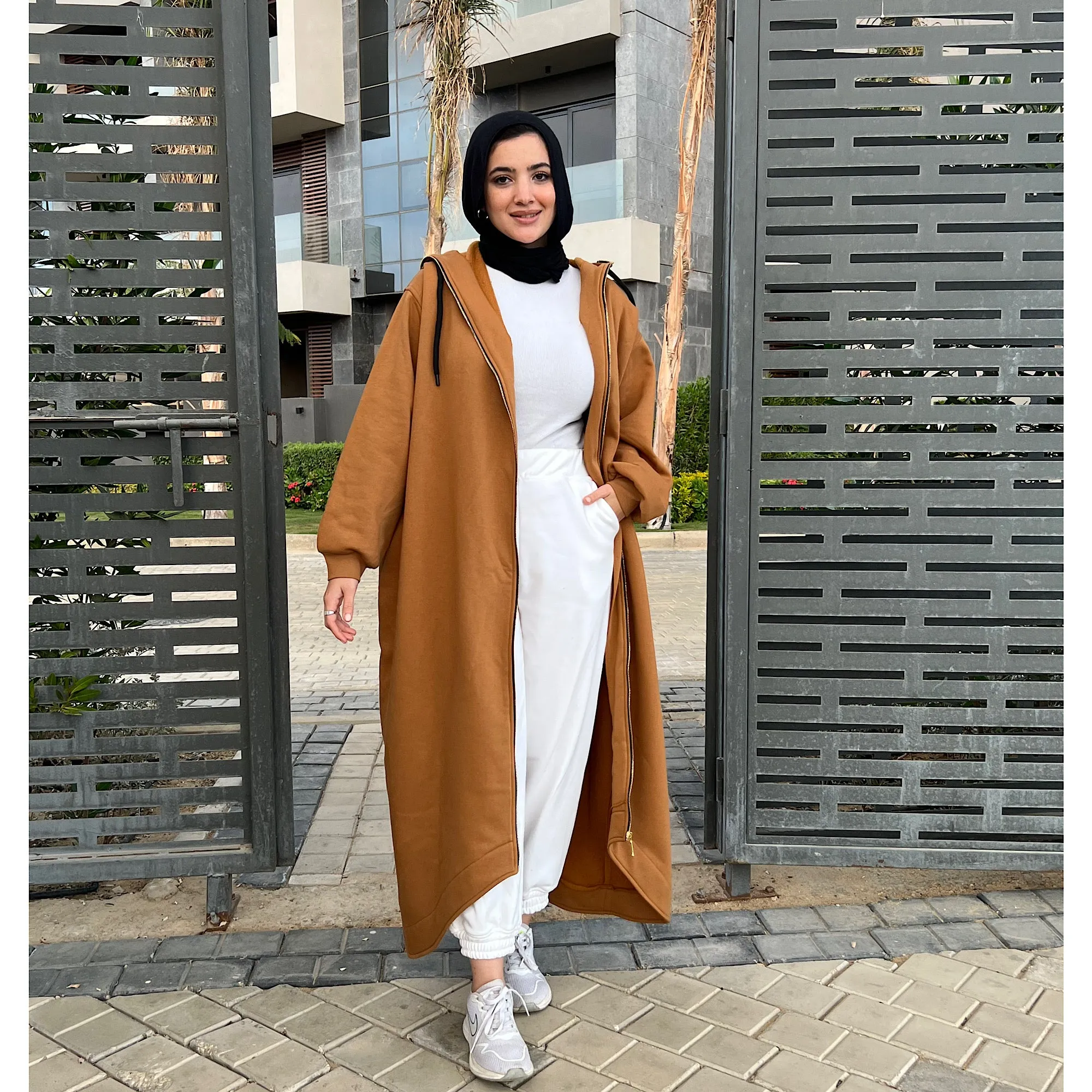 Oversized camel long zipped jacket