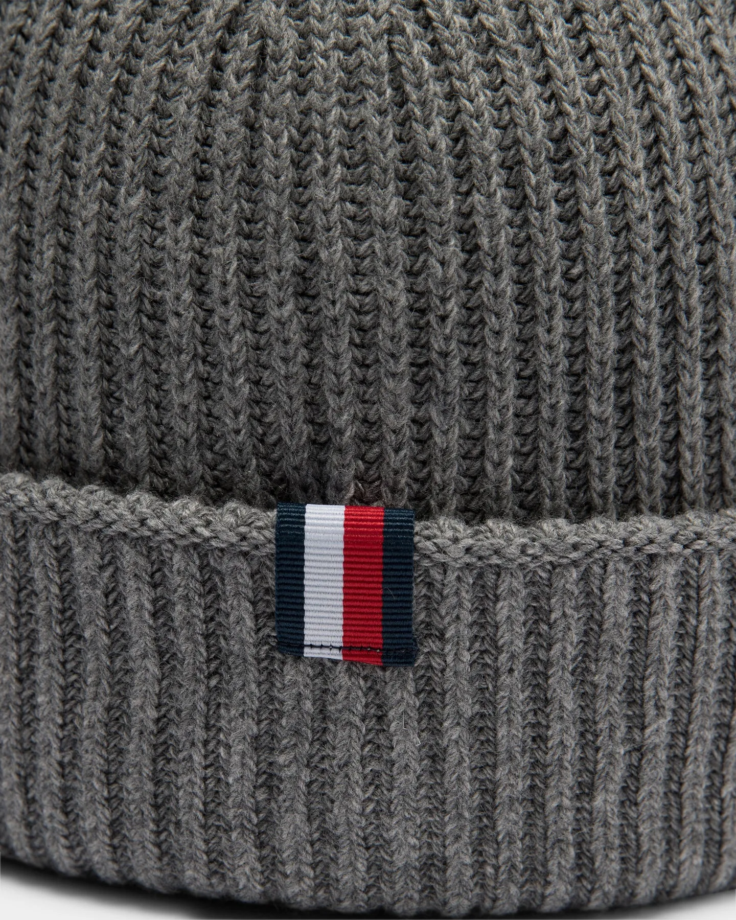 Tommy Jeans Men's Outdoors Patch Beanie Mid Grey Melange
