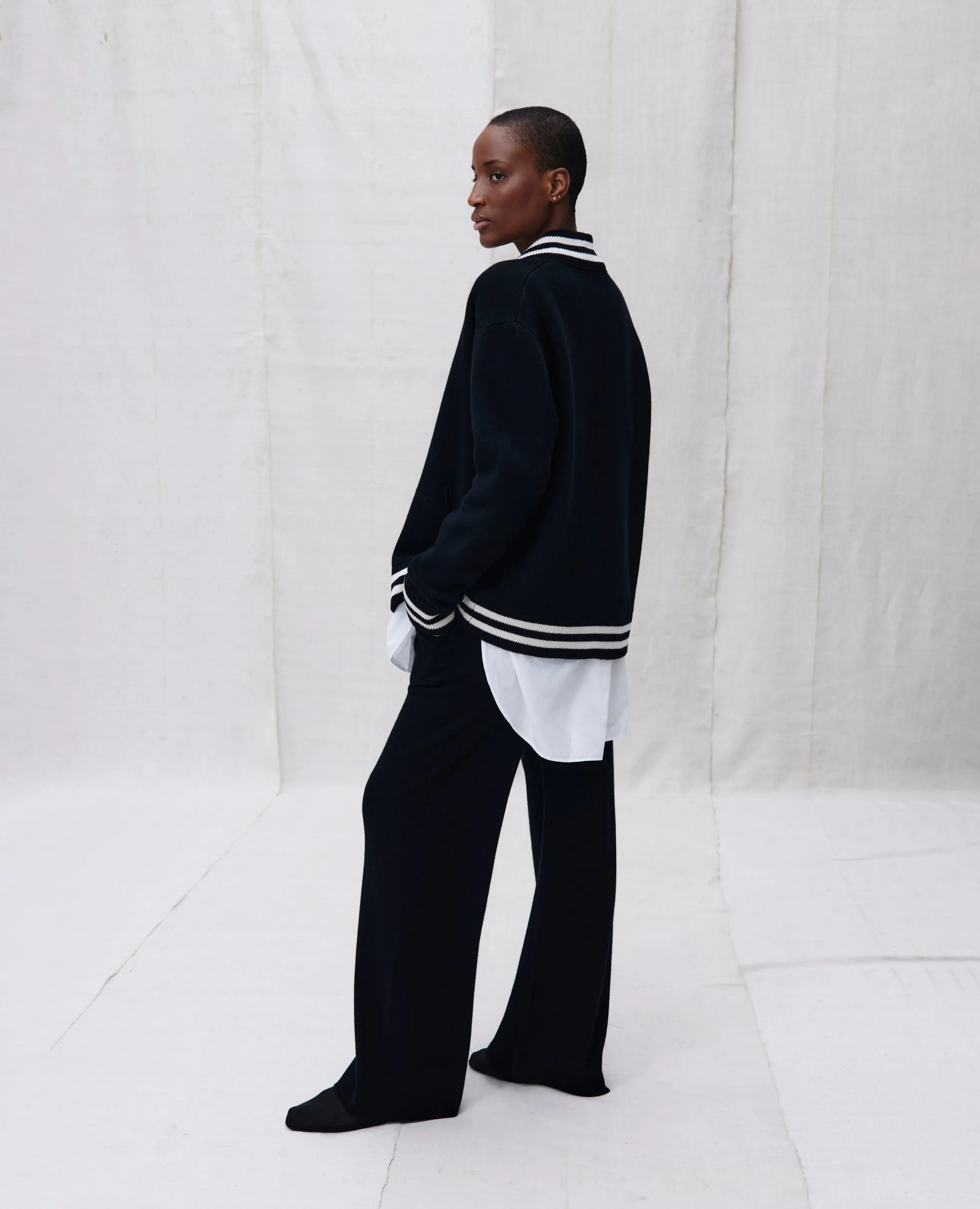 Unisex Jacket aus Cashmere-Mischung in Schwarz